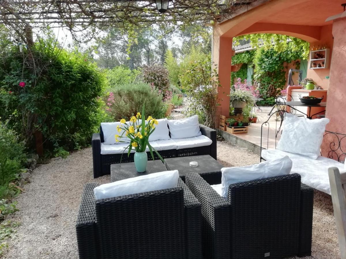 Chambre D'Hote Le Mas Des Romarins Les Arcs-sur-Argens Zewnętrze zdjęcie